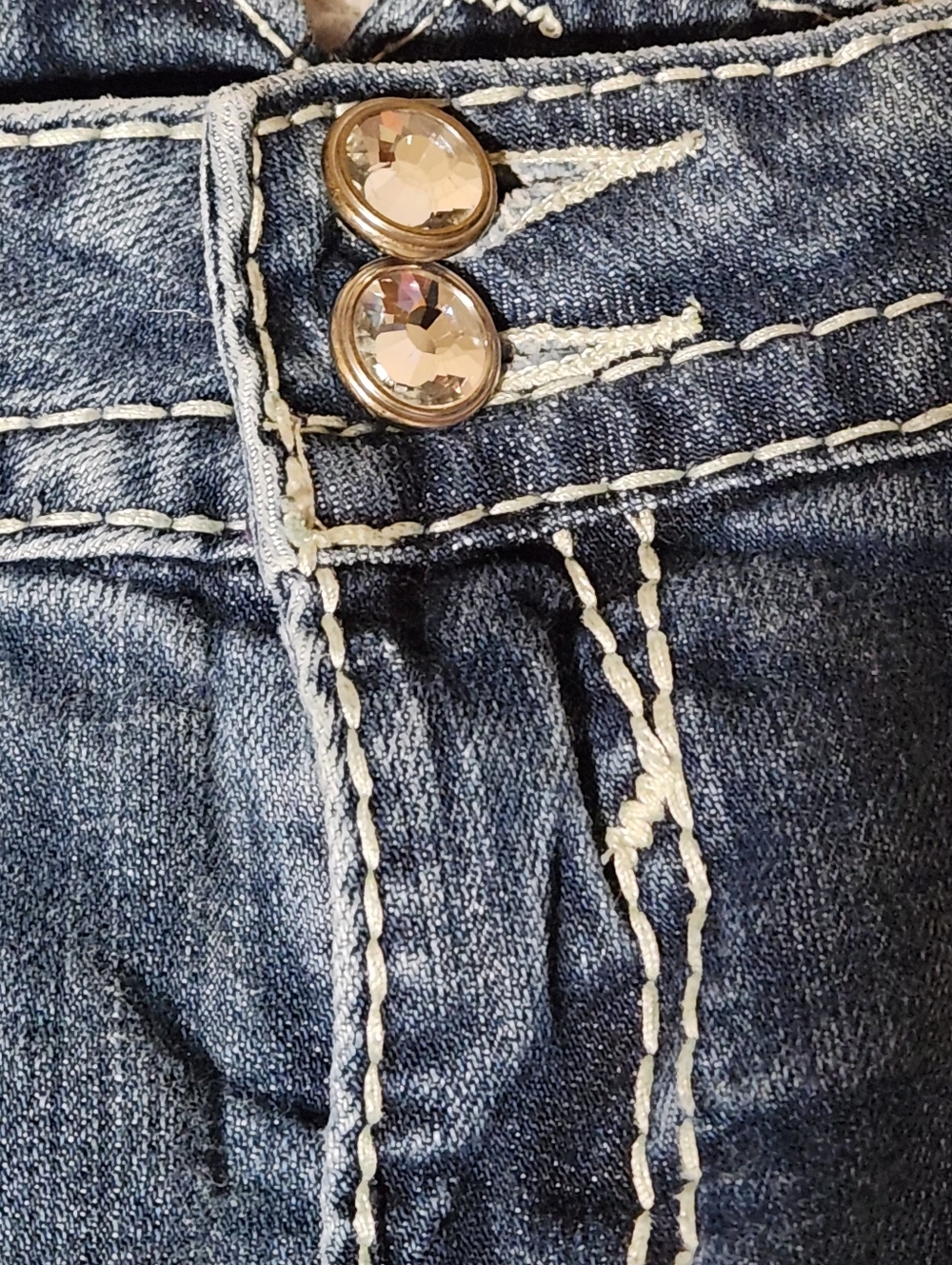 VIGOSS The New York Capri Jeans Womens Size 16  Mid-Rise Embellished Embroidered - Picture 8 of 16
